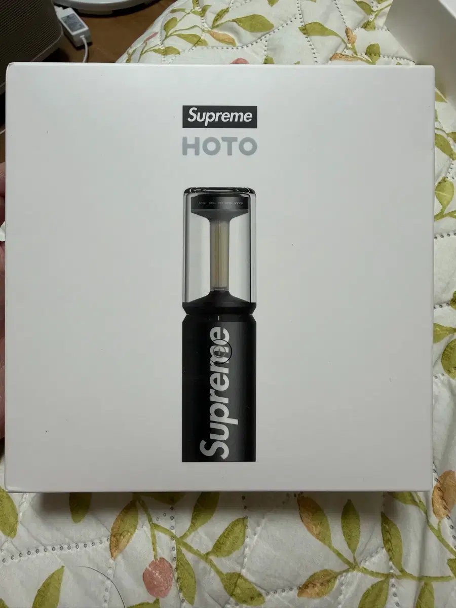 【新品未開封】Supreme x HOTO Camp Light RED 슈프림 x 호토 캠프 라이트 레드 - 25FW (국내 정식 발매 제품